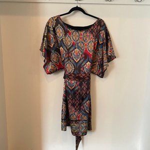 BCBG Maxazria Dress (Size Medium)